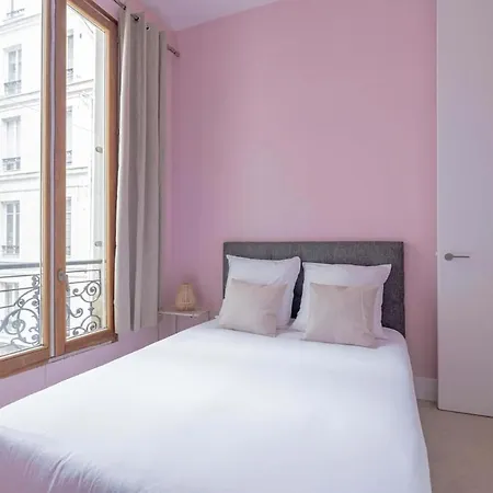 Contemporary 3br 8p Duplex - Elysees Madeleine * Париж