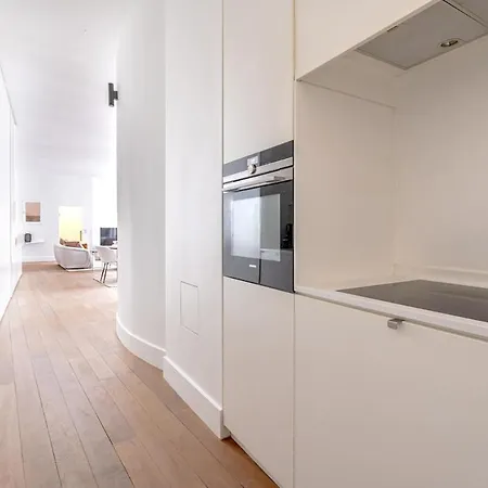 Contemporary 3br 8p Duplex - Elysees Madeleine Апартаменты *